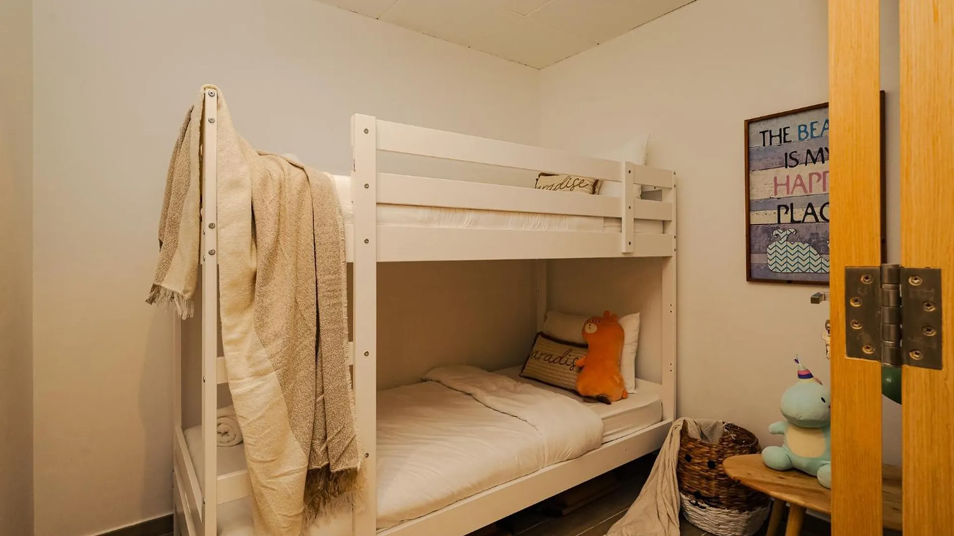 Voyage 4 Bedroom In Mayan With Ocean Views Abu Dhabi Apartment